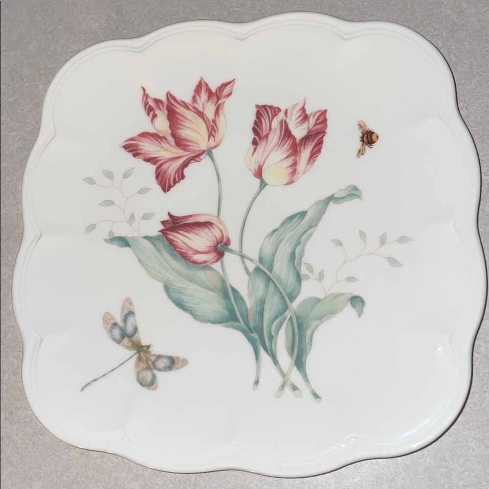 Lenox butterfly meadow plate by LeLuyer tulips